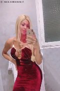 Roma Trans Camilla Brazil 389 90 59 453 foto selfie 17